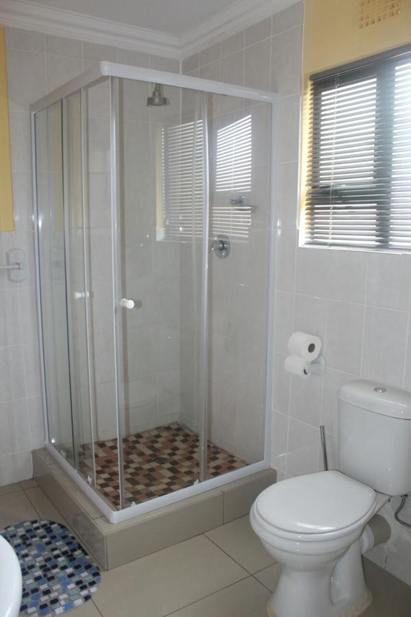 Mbopha Guest House Ulundi 外观 照片